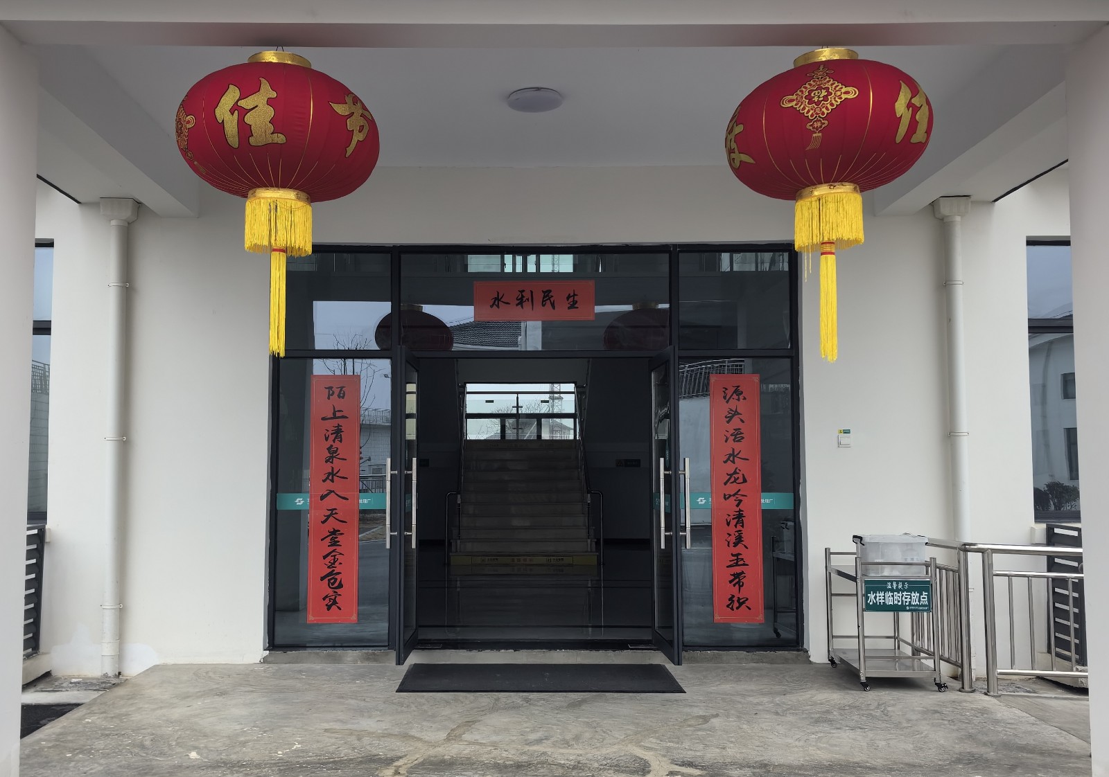 1756623217362182.jpg 4.jpg